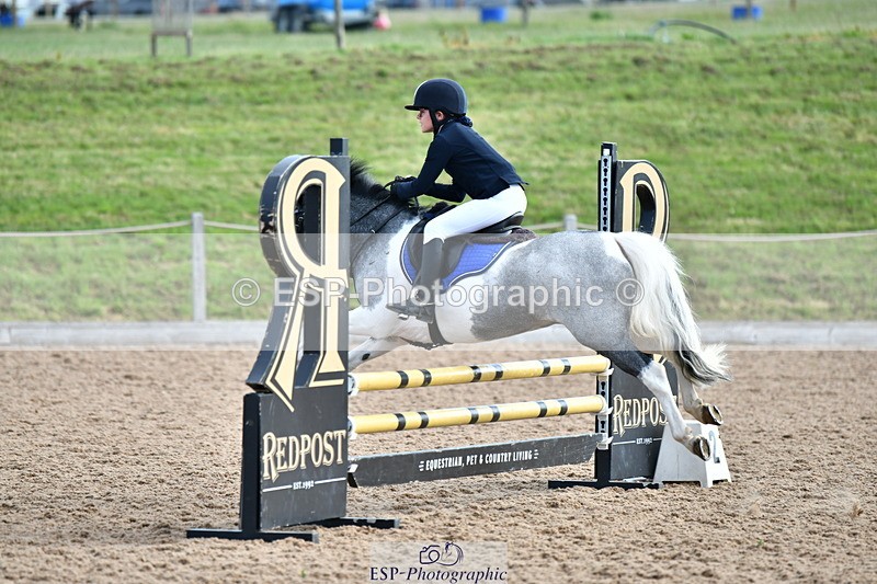 230624A-091027-00062 - Cls 36 Stepping Stones 128 & 138cm