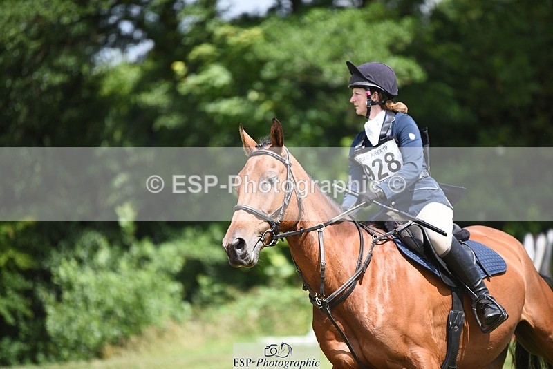 240630-121446-00673 - 928-Hannah_Jolliff-Maskerade