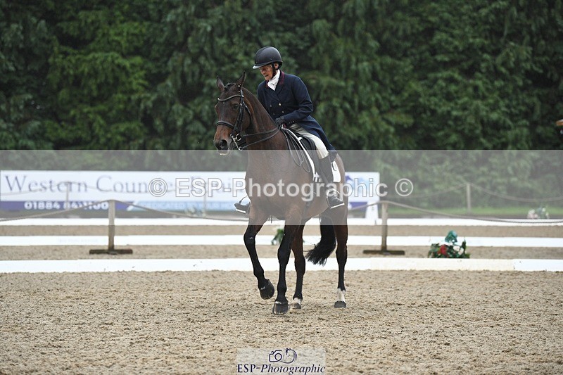 240720-142750-05648 - 237-Sue_Lanz-Wellshead_Foxtrot