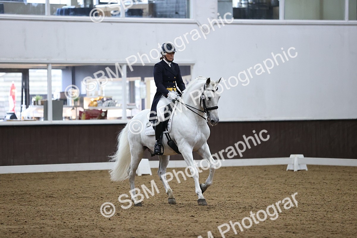 SBM_001364 - Class 21 -23 - FEI INT1-GP-Junior-Junior fsm