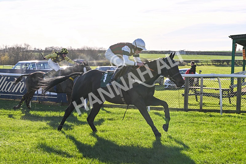 211125-Race 1-I See The Sea-6733 - Race 1