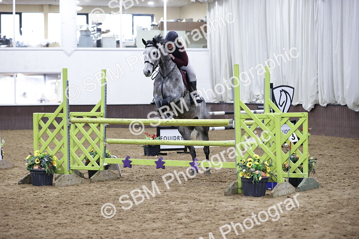 SBM_001251 - Class 4 - Senior Newcomers/ 1.10m Open