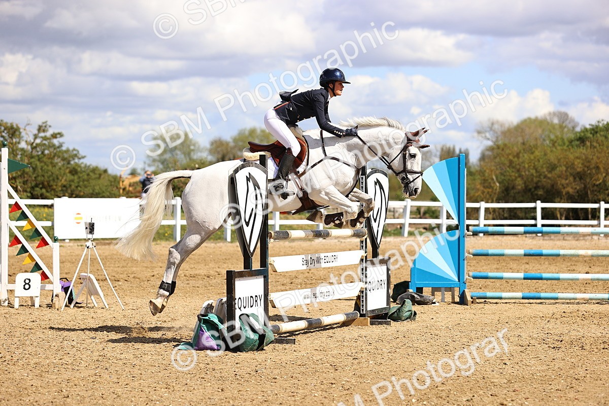 SBM_004277 - Class 17 - Senior Newcomers - 1.10m
