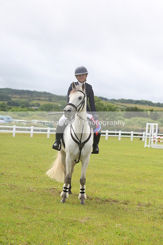 3E7A6551 - Class 8: Junior 90cm