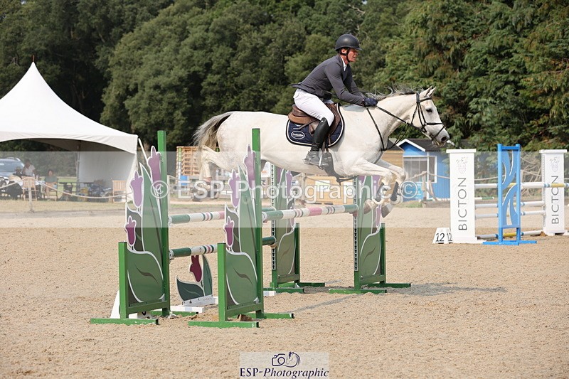 250816A-154849-02582 - Cls 8 Snr Newcomers