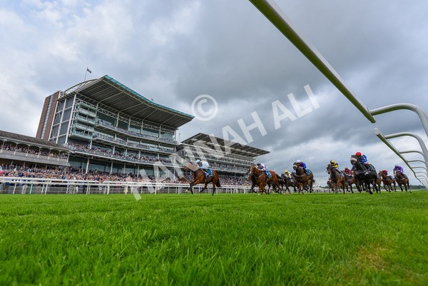 160524-Race 1-Clarendon House-2 - Race 1 2.15pm Lindum York Handicap