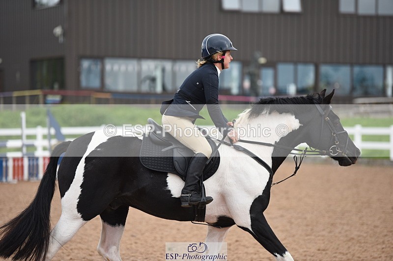 230902A-113908-00635 - Cls 8 1.05m Amateur Quali