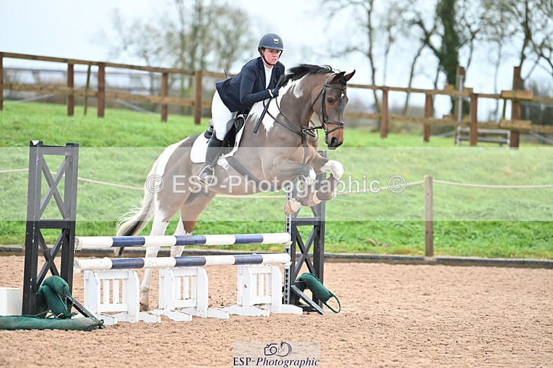 231203A-105620-00680 - Cls 16+17 Club and Schools 80cm