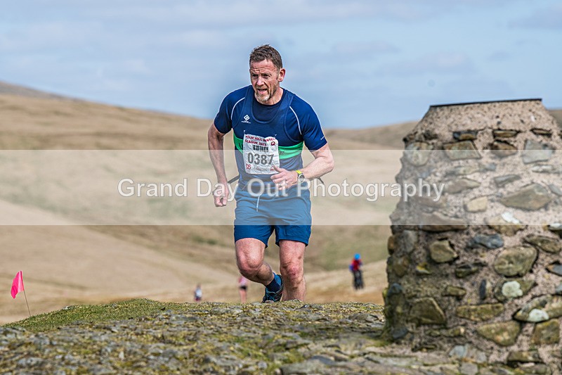 Arant haw-265 - Kendal Winter League Arant Haw Fell Races Sunday 2nd April 2023