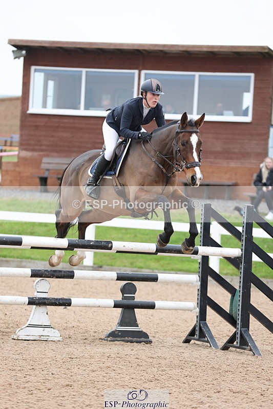 241101A-114339-01474 - FRI Cls 5 Newcomers and 1.10m Open