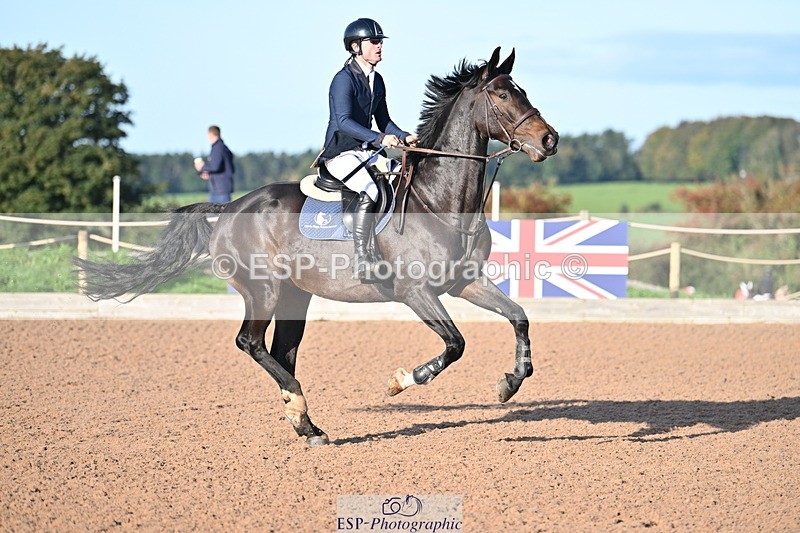 231015A-092548-06947 - Cls 28 Newcomers & 1.10m Open