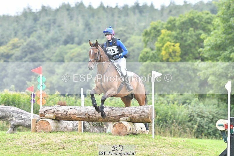 240803-115216-03368 - 015-Lara_Clarkson-NEWTIDE