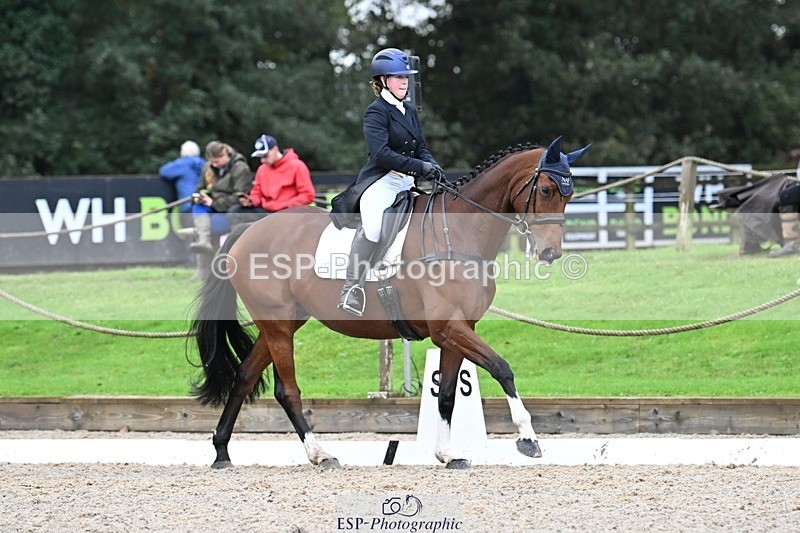 231019-113938-01872 - 040-DODINGTON-Sophie.Wildern-DR