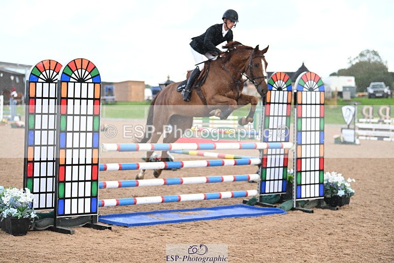 240912A-111305-00514 - Cls 2 Snr Newcomers