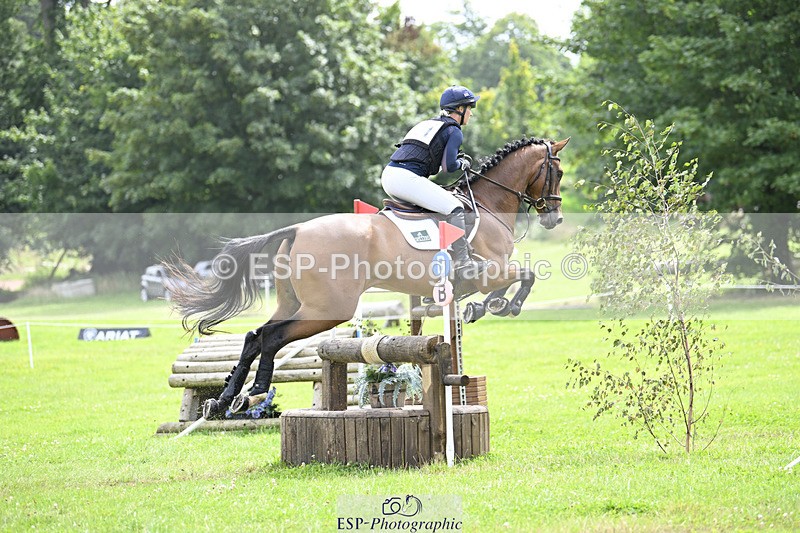 240804-115937-12214 - 301-Dani_Evans-SLEEPING_LION_TH