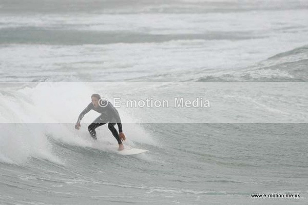 SU 110509-1 - Surf May 09