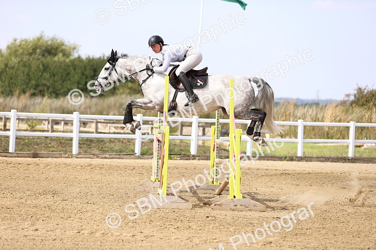 SBM_006617 - Class 12 - Amateur Championship Qualifier 1.05m
