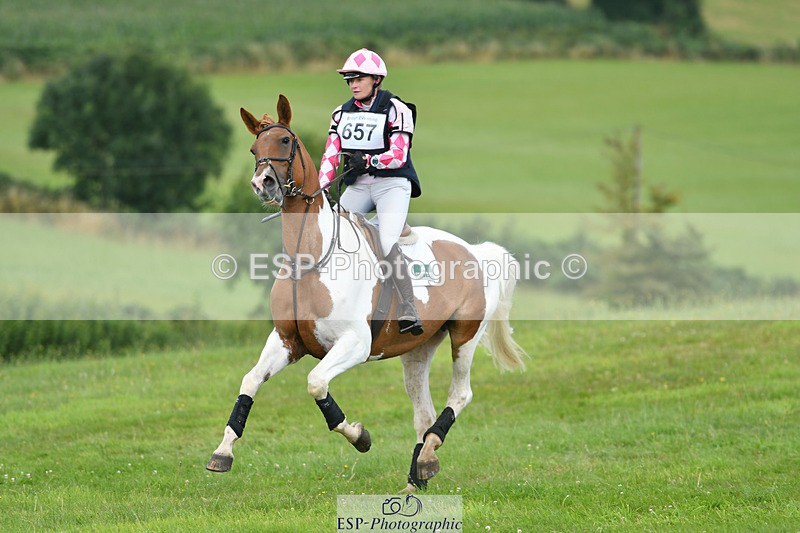 240804-152807-17648 - 657-Althea_Bleekman-SHOVERN_ON_ICE