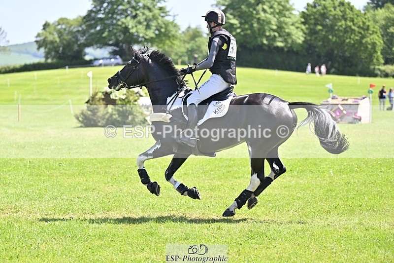 240525-123518-13502 - 377-HONEYBROOK_EXTRA_SPECIAL-Tom_Rowland
