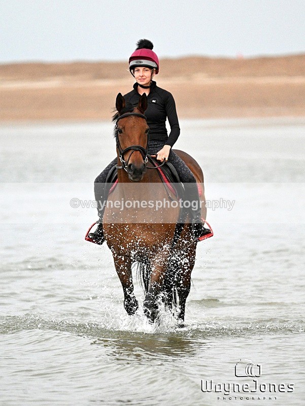 WJ7_8562 - Hayling Island Beach Shoot 22-09-24
