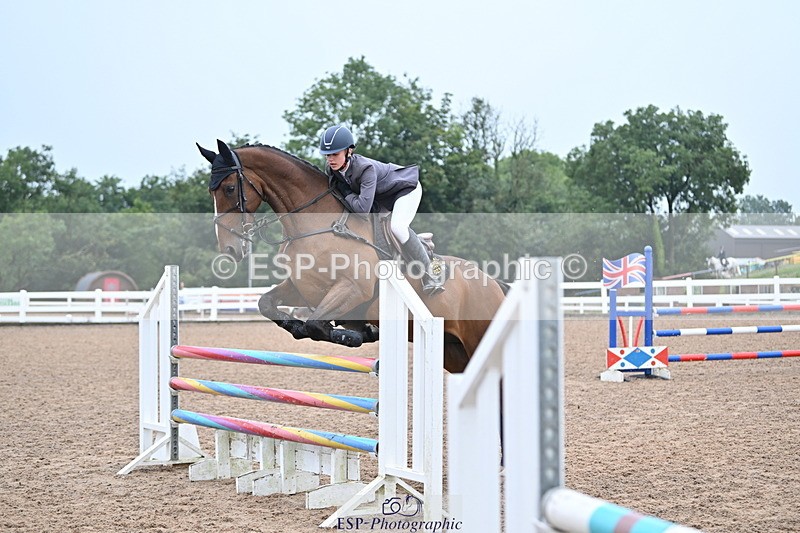 240907A-113538-01170 - Cls 8 1.05m Amateur Qualifier