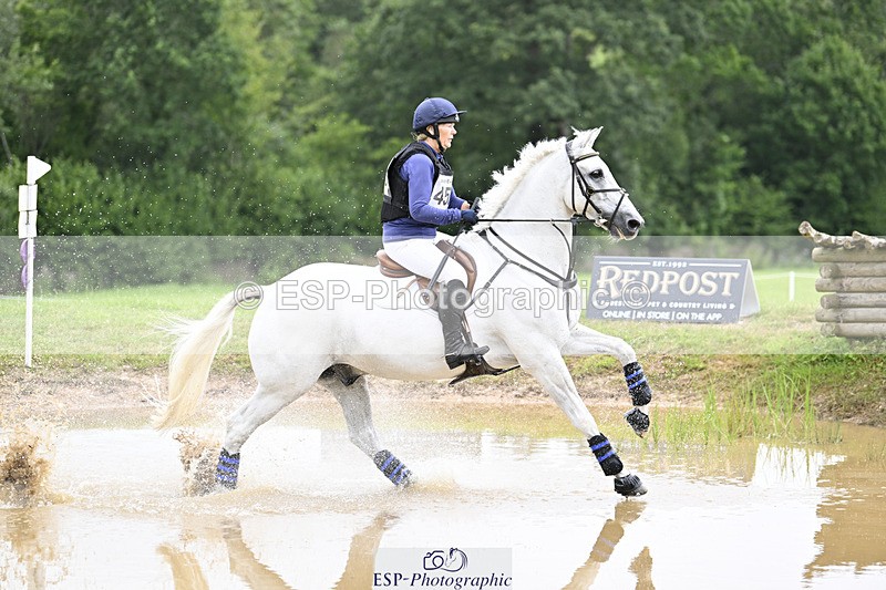 240804-131037-13954 - 455-Nicola_Horsley-Gubbins-RATHNAGREW_GREY_TEX