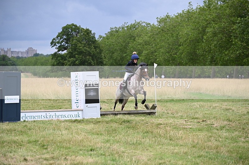 WJ6_2936 - Time at Jump 11:06 to 11:40