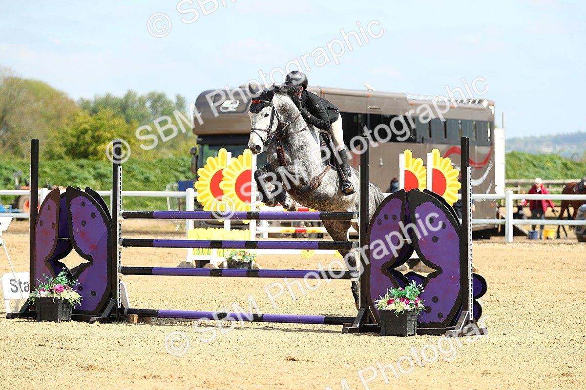 SBM_001306 - Class 5 - Senior Foxhunter 1.20m