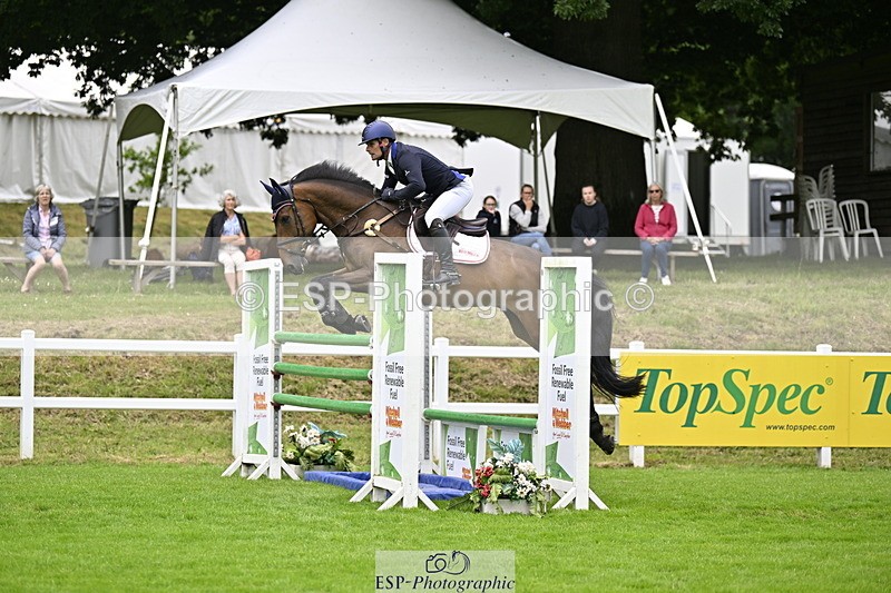 250613A-124046-01864 - Cls 3 Snr Foxhunter