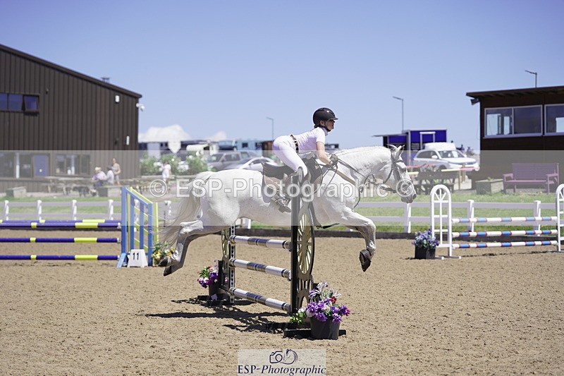 230624A-125108-01421 - Cls 24 Pony Discovery & 90cm Open