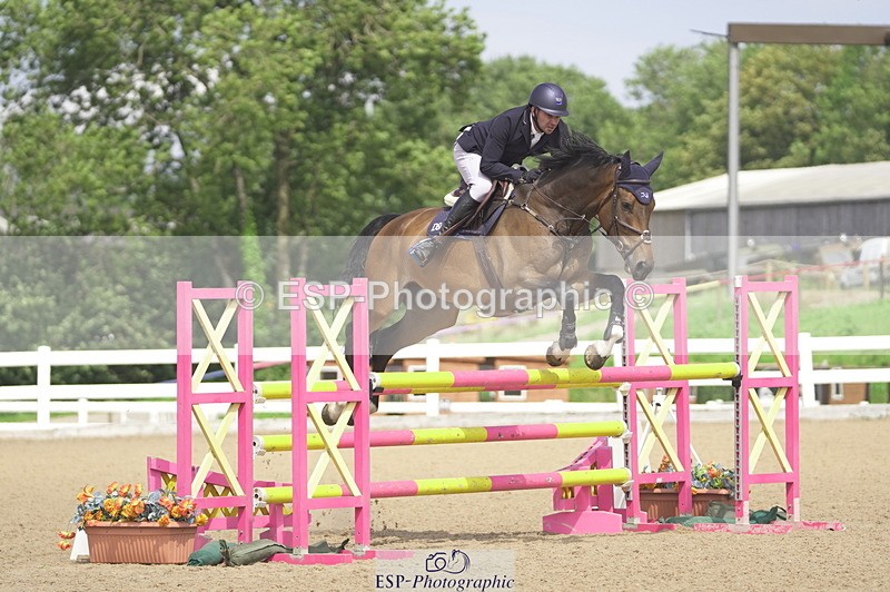 230810A-131828-02376 - Cls 4 1.05m Amateur Quali