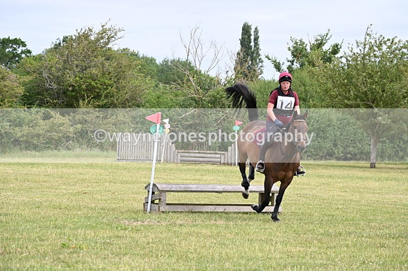 WJ6_6286 - 60cm XC Time 09:58 to 10:16