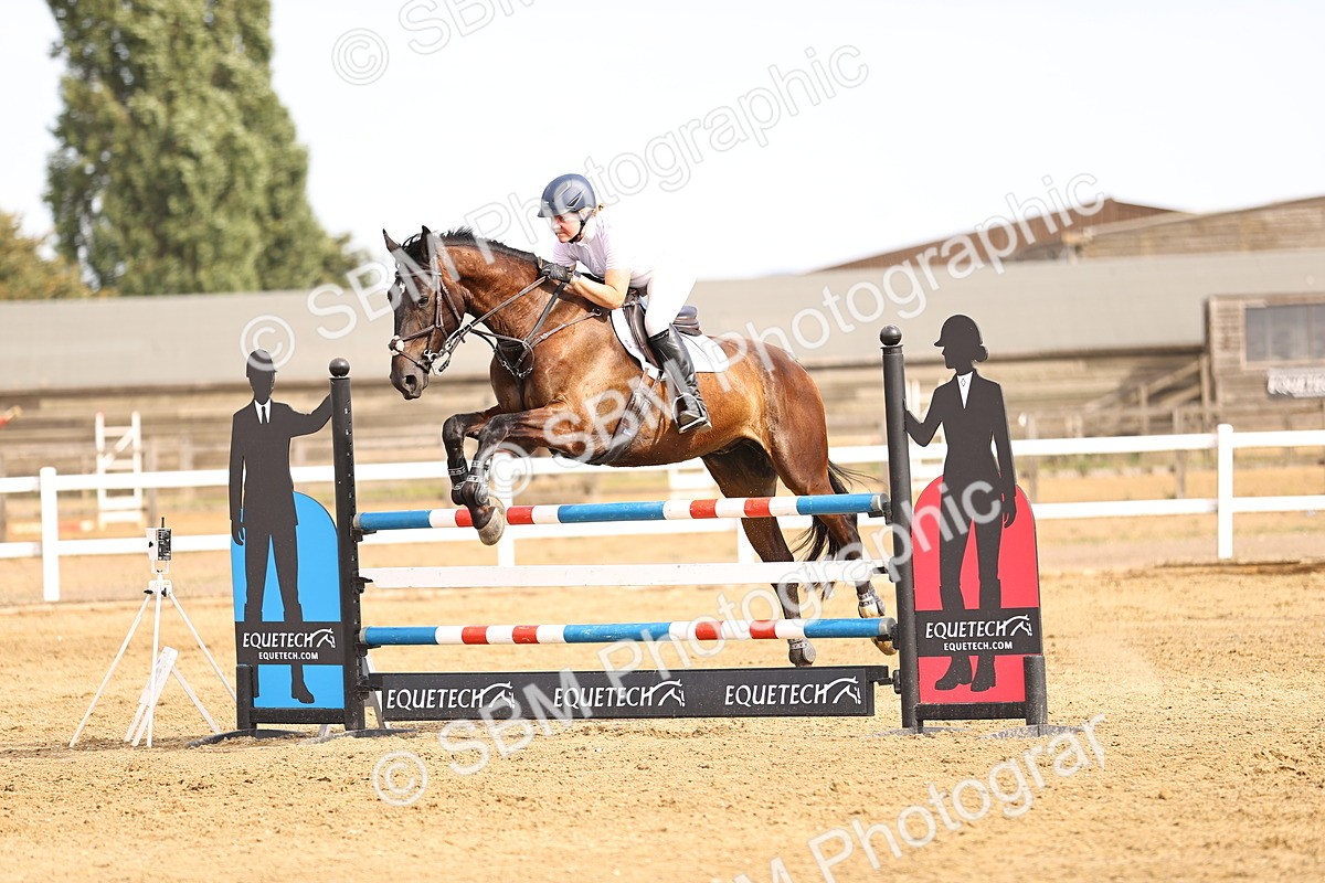 SBM_001723 - Class 6 - Senior Newcomers 1.10m