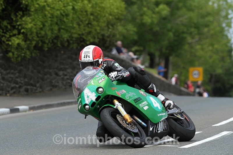 Michael Rutter - Bennetts.co.uk Lightweight TT
