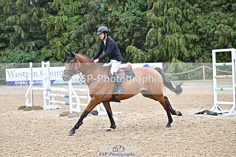 250830A-123904-06047 - Cls 22 95cm Amateur Quali