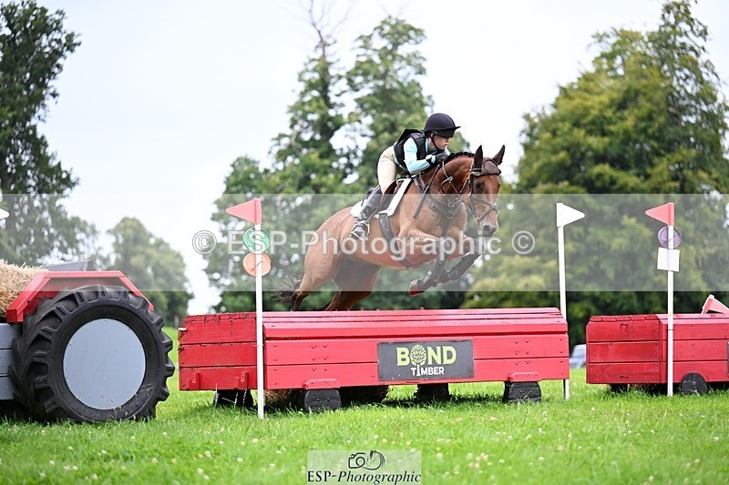 240803-125102-04159 - 119-Izzy_Baines-RIGHT_ON_QUE