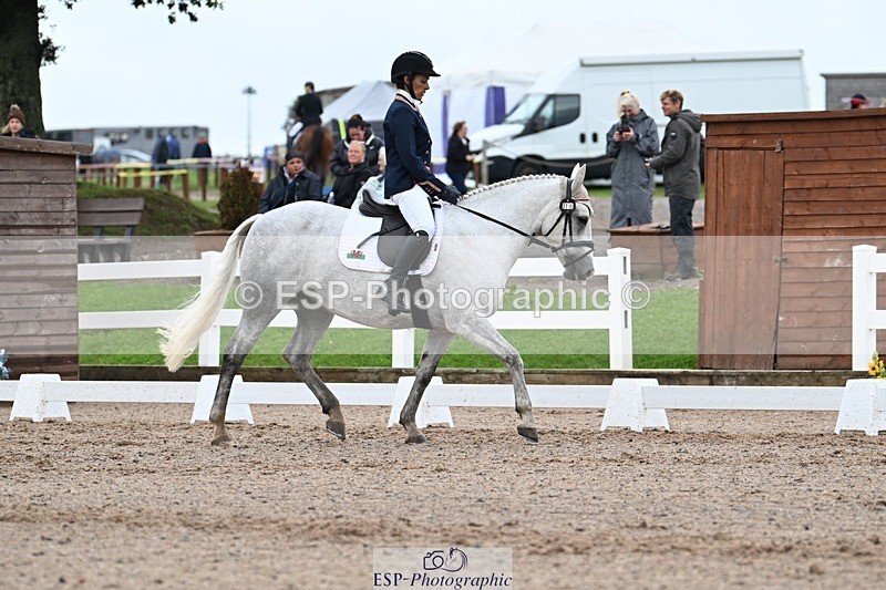 250907-121928-08303 - 010-Donna.HarrisKylah