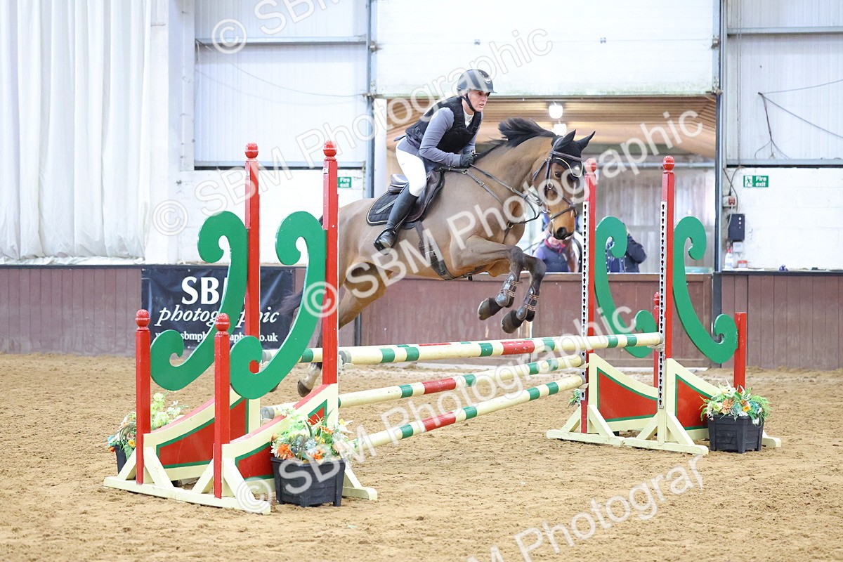 SBM_009525 - Class 20 - Senior British Novice/ 90cm Open - First Round (0.90m)