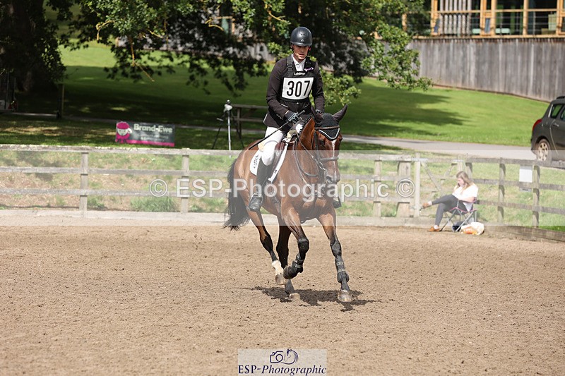 240804-104313-11242 - 307-Tom_Rowland-VALERIA