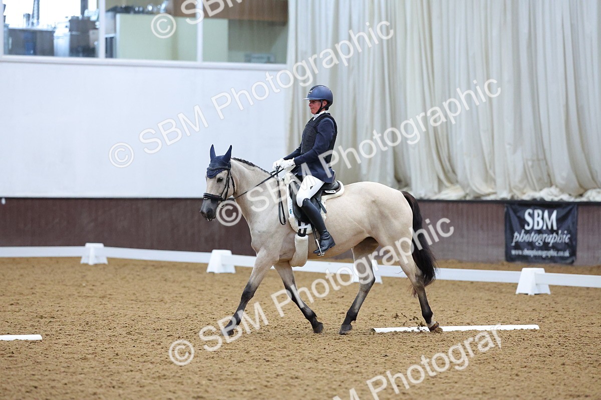 SBM_000319 - Class 2 - Intro 3 Championship - 8.51-9.47