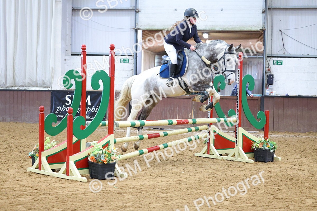 SBM_009588 - Class 20 - Senior British Novice/ 90cm Open - First Round (0.90m)
