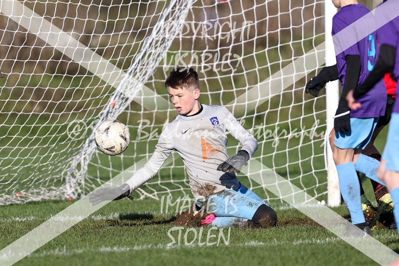 1DX32297 - 2025-11-23 FC Abbey Meads U13 Purple V Highworth Town Junior FC U13 T