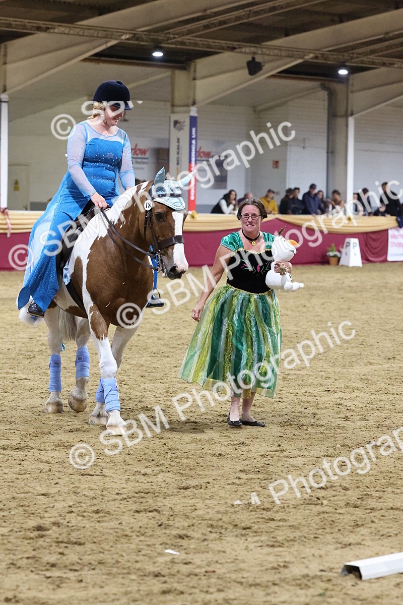 SBM_10206 - Class 52 Strictly Fancy Dress-Age