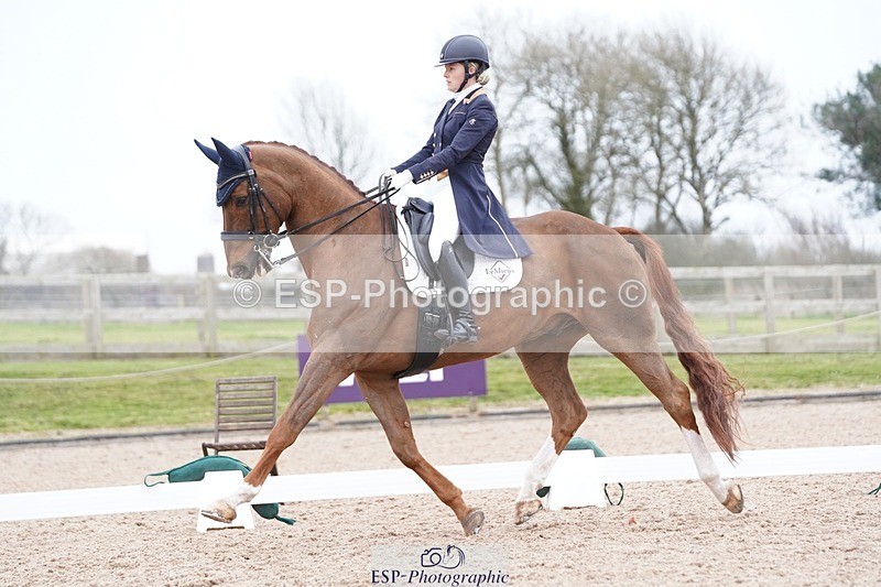 250403-155942-03210 - 025-Olivia.Oakeley-Full.House