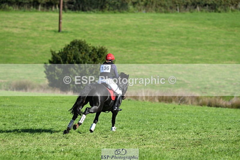 251024A-123824-11623 - B-136-Sophie.Jackson