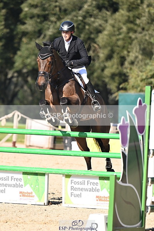 260321A-151131-01067 - 6 Foxhunter 1m 20 Open