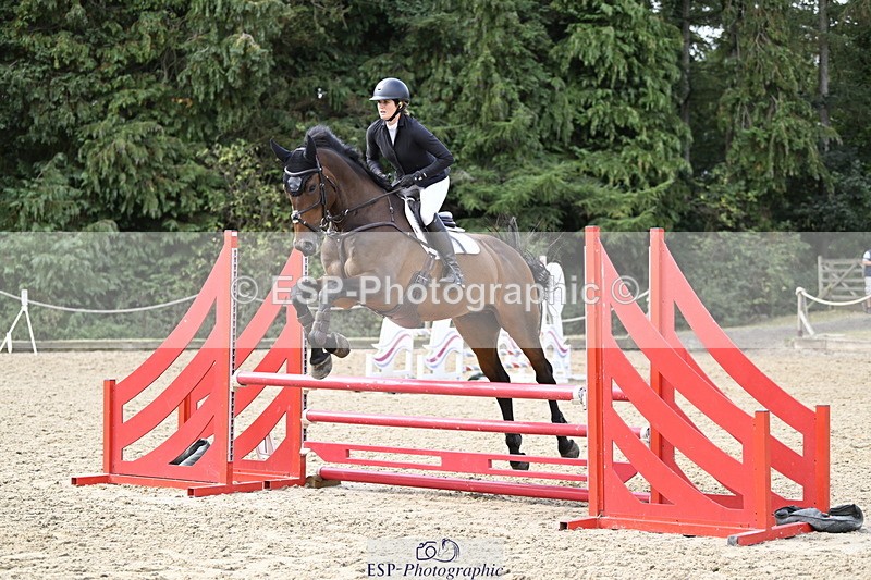 250830A-102916-05595 - Cls 21 British Novice and 90cm Open