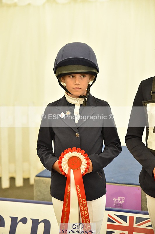 240823X-170806-20001 - 70cm Presentations