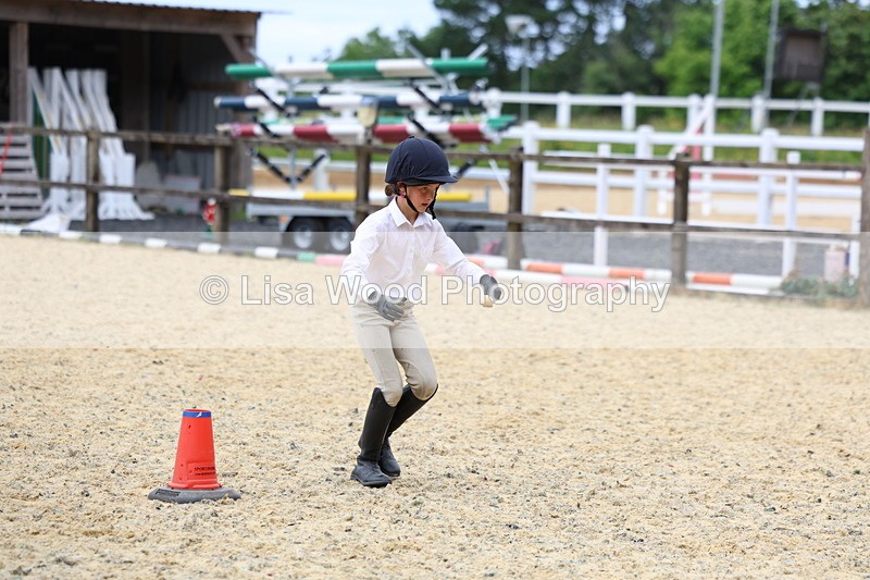 3E7A0113 - Egg and Spoon