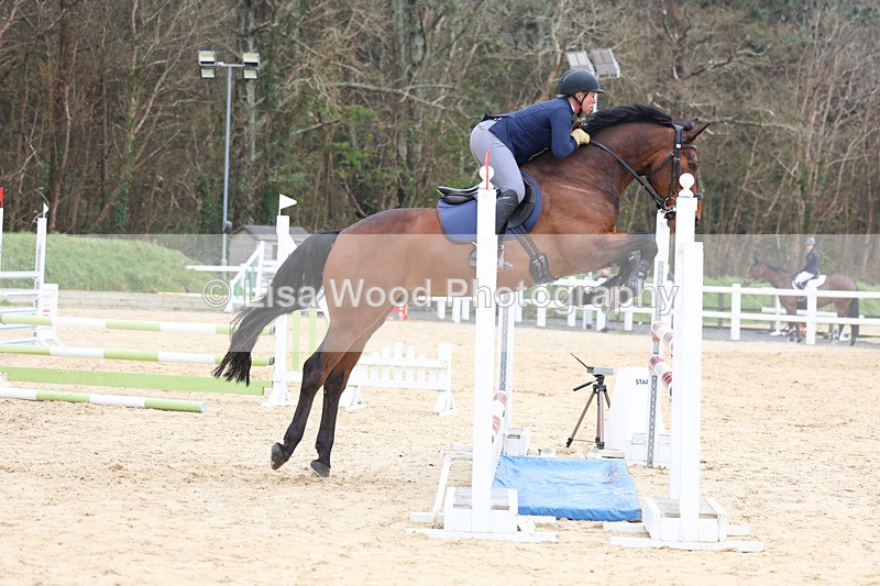 3E7A7662 - Class 8: Senior Newcomers/1.10m open